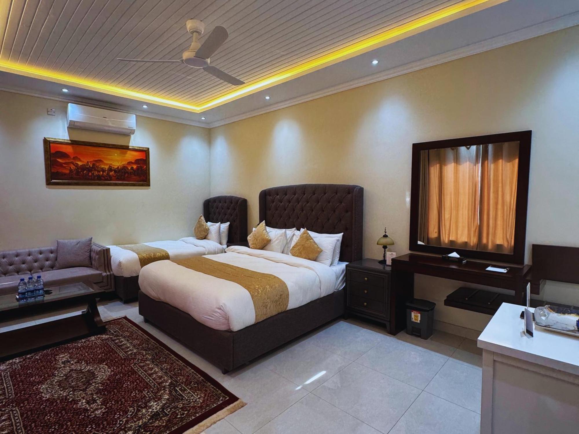 Hidden Hills Hotel & Resort Mansehra Eksteriør bilde