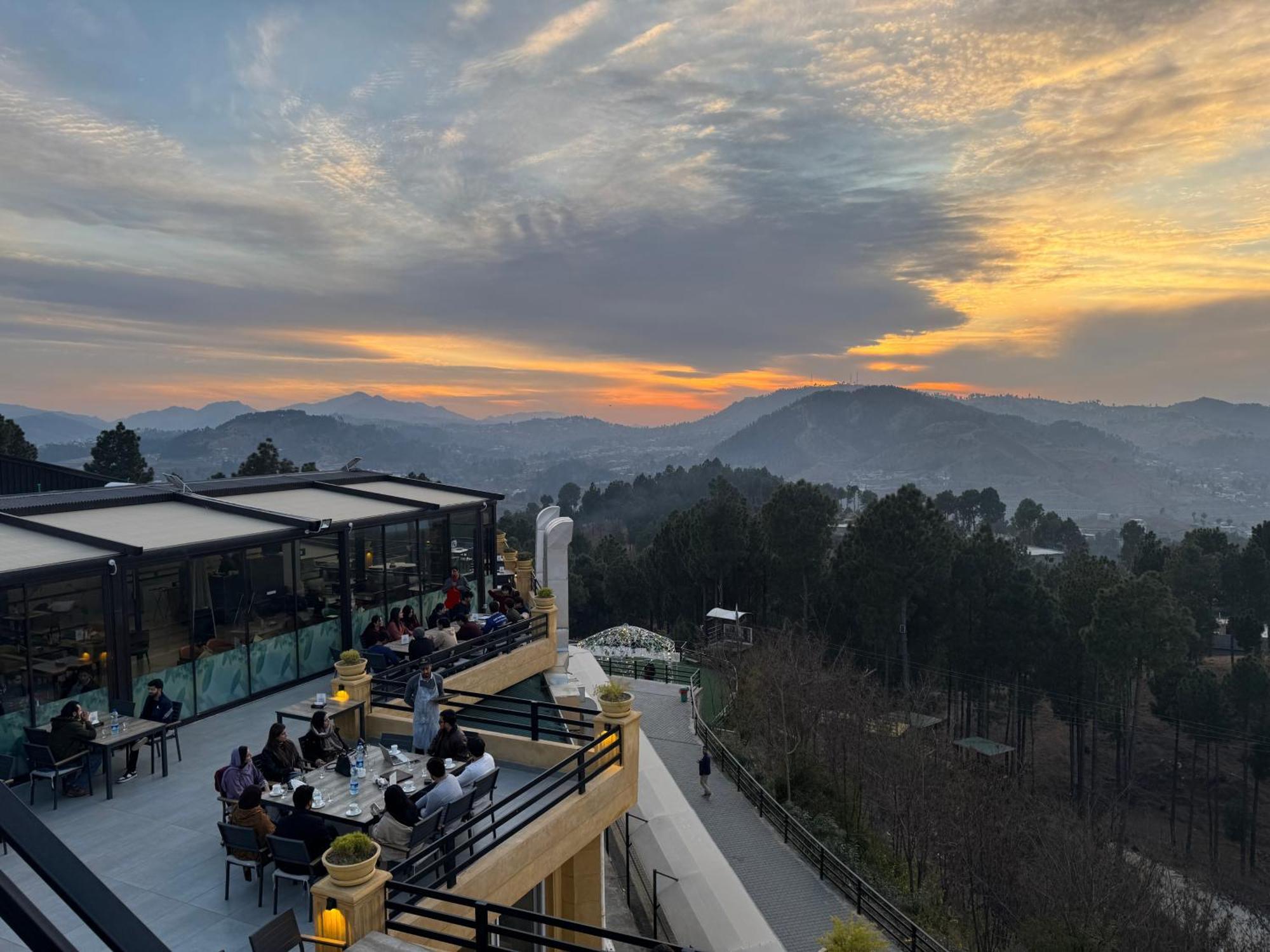Hidden Hills Hotel & Resort Mansehra Eksteriør bilde