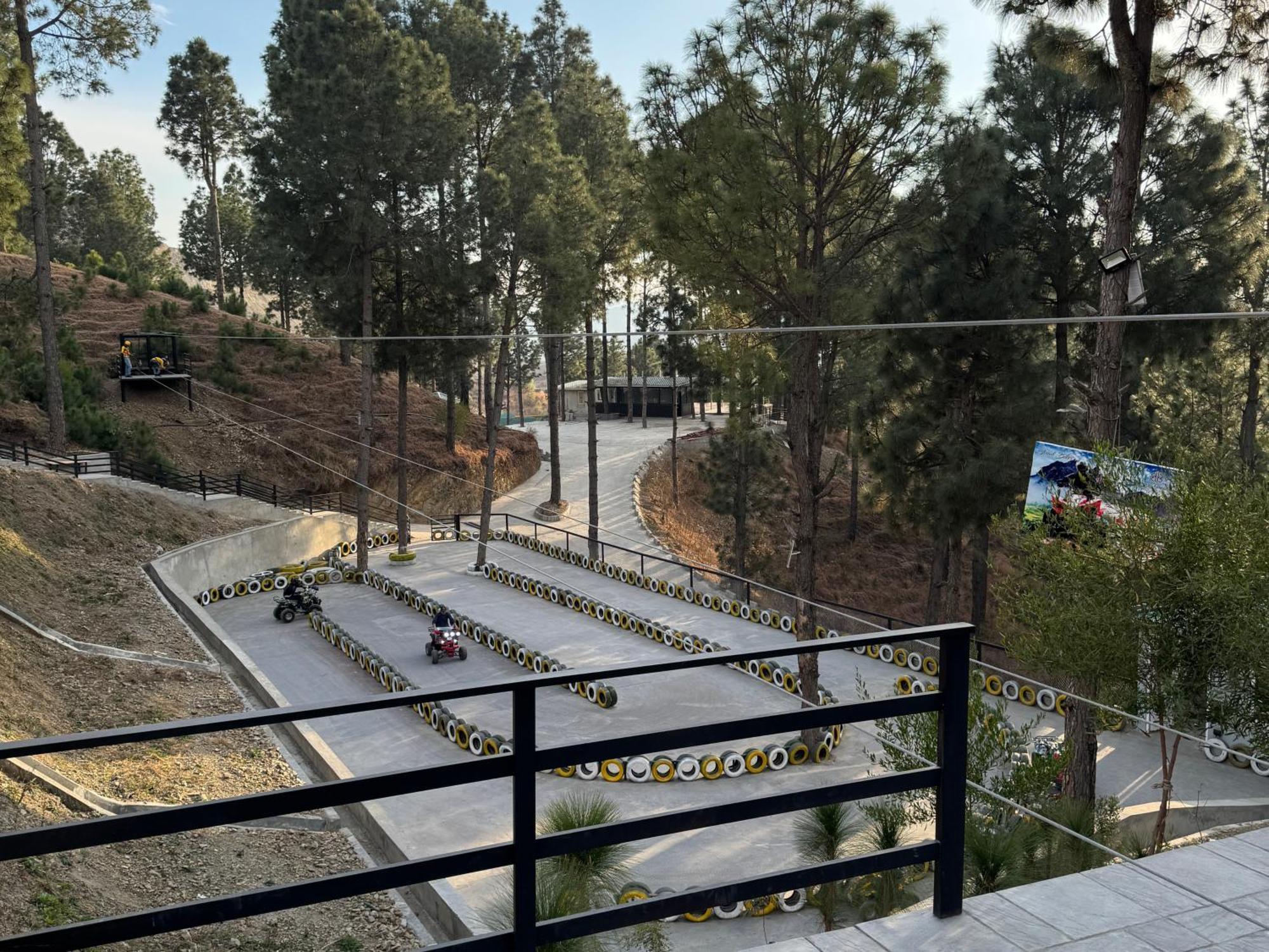 Hidden Hills Hotel & Resort Mansehra Eksteriør bilde